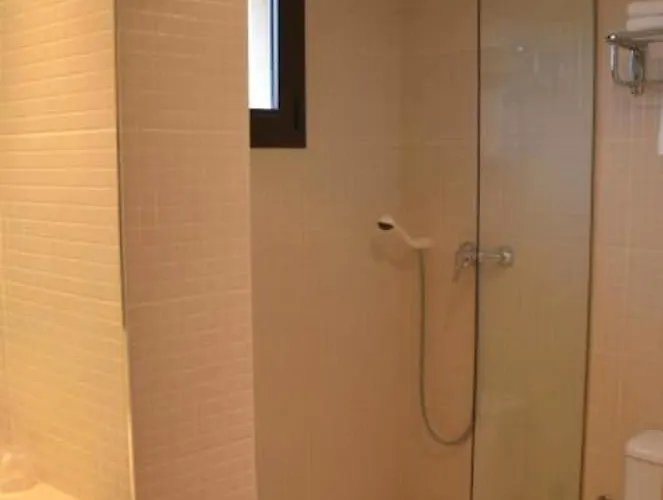 Vinacua ホテル 3*